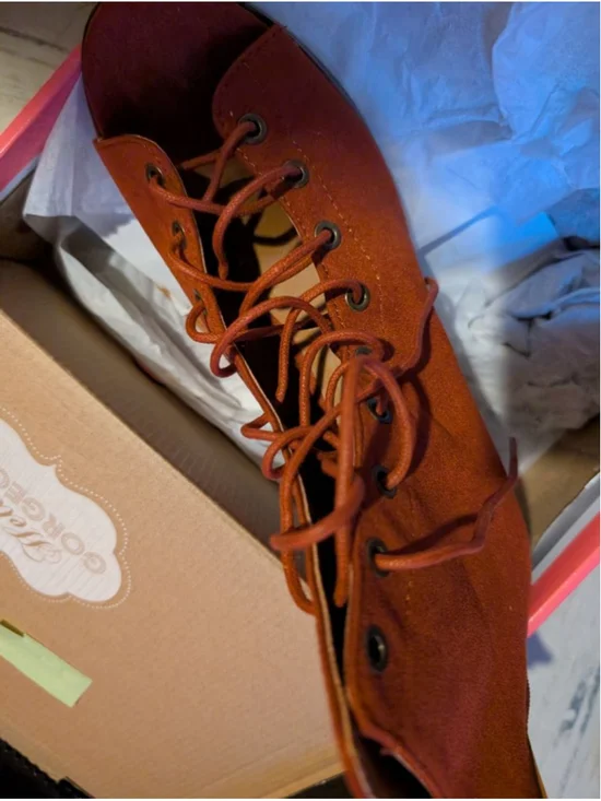 Lace up boots - Picture 3 of 5